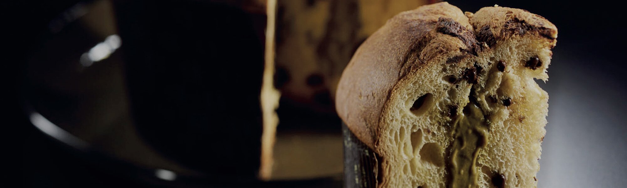 savoury-panettone-with-pistachio